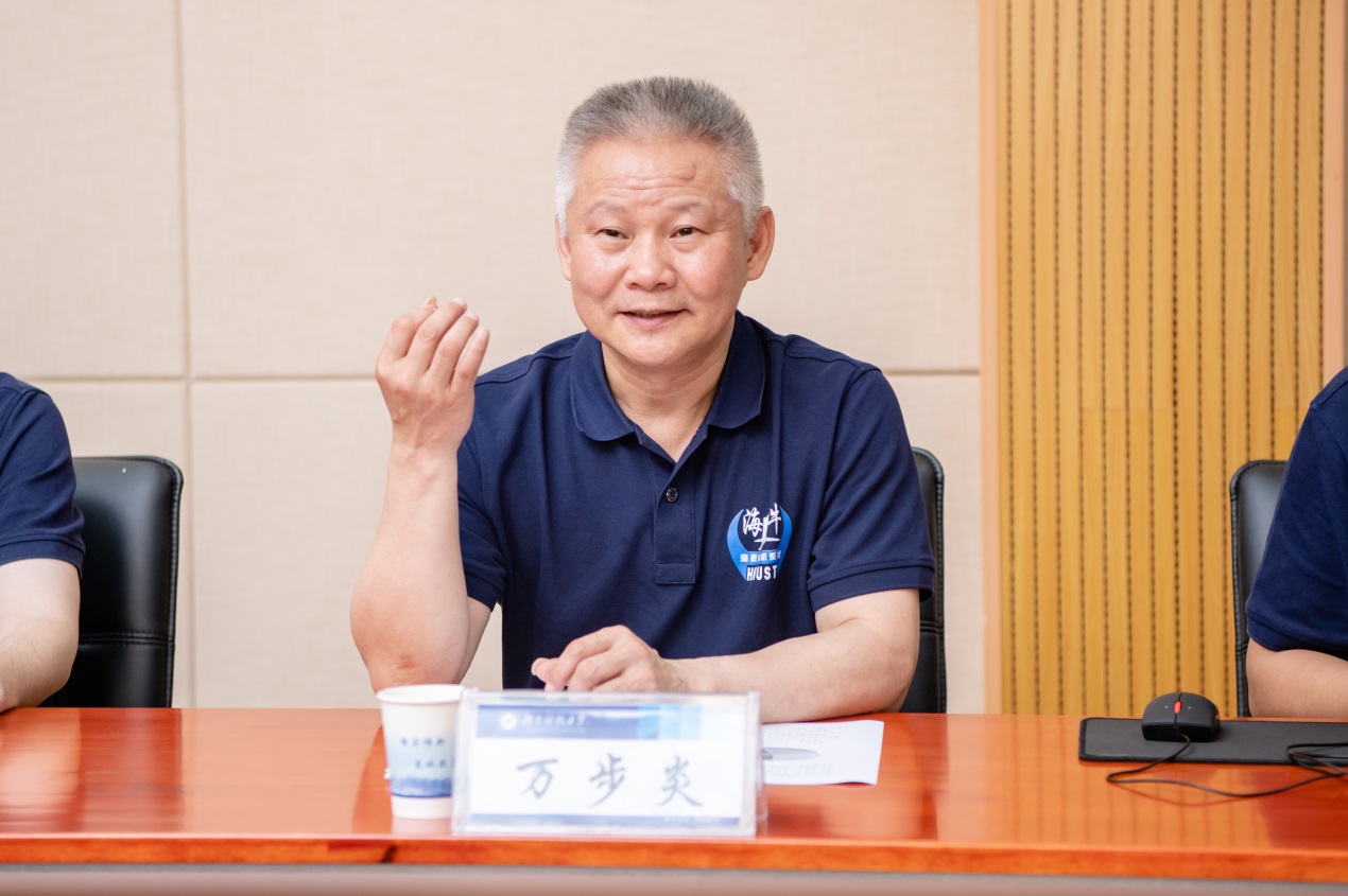 c30f6e1ee5a74d4a80a3314eed422be5.jpg c30f6e1ee5a74d4a80a3314eed422be5.jpg